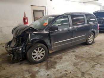  Salvage Chrysler Minivan