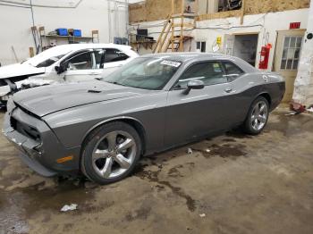  Salvage Dodge Challenger