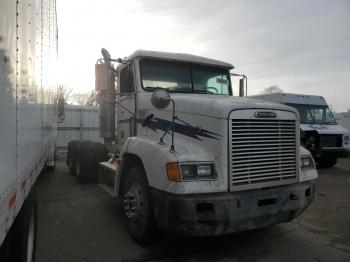  Salvage Freightliner Fld120