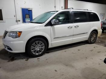  Salvage Chrysler Minivan