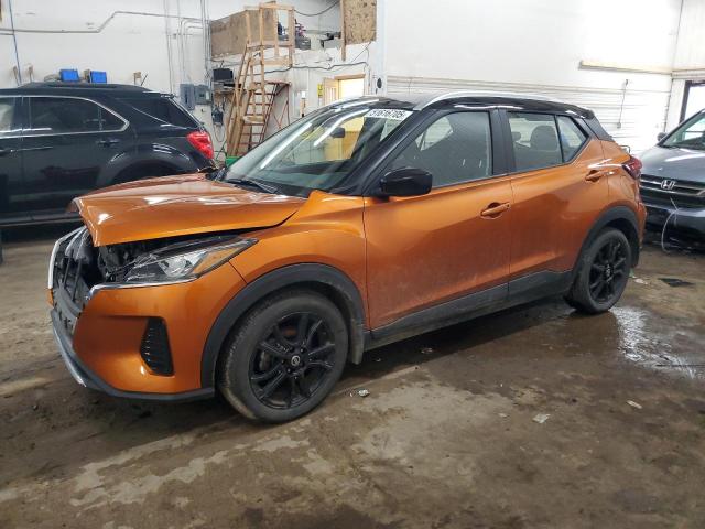  Salvage Nissan Kicks