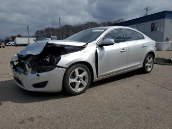  Salvage Volvo S60