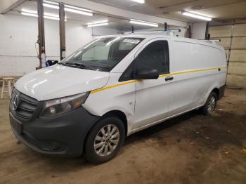  Salvage Mercedes-Benz Metris