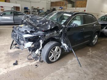  Salvage Mercedes-Benz GLA