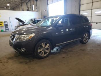  Salvage Nissan Pathfinder