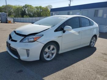  Salvage Toyota Prius