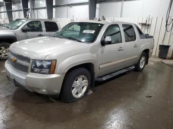  Salvage Chevrolet Avalanche
