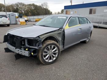  Salvage Chrysler 300