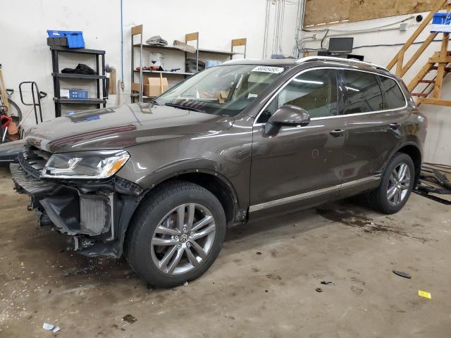  Salvage Volkswagen Touareg