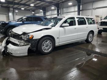  Salvage Volvo V70