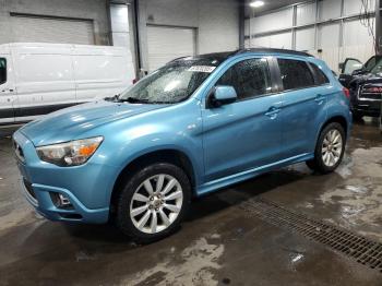  Salvage Mitsubishi Outlander