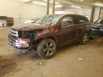  Salvage Toyota Highlander