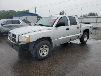  Salvage Dodge Dakota