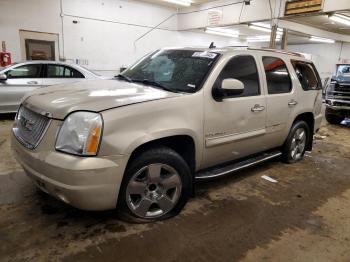  Salvage GMC Yukon