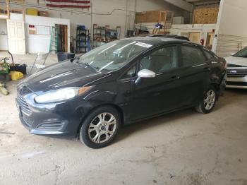  Salvage Ford Fiesta