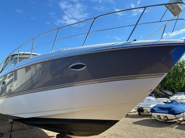  Salvage Cruisers Yachts 520 Expres