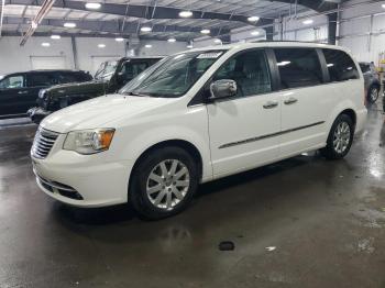  Salvage Chrysler Minivan