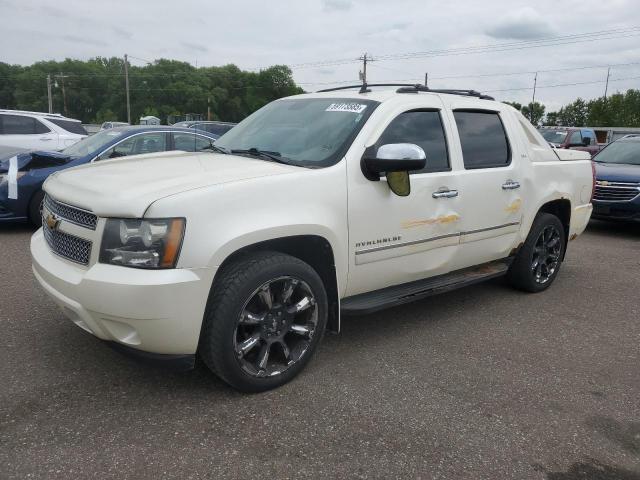  Salvage Chevrolet Avalanche