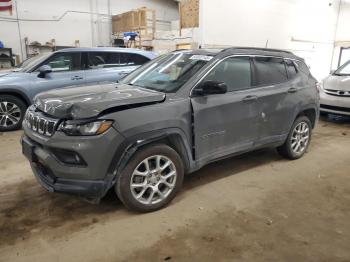  Salvage Jeep Compass