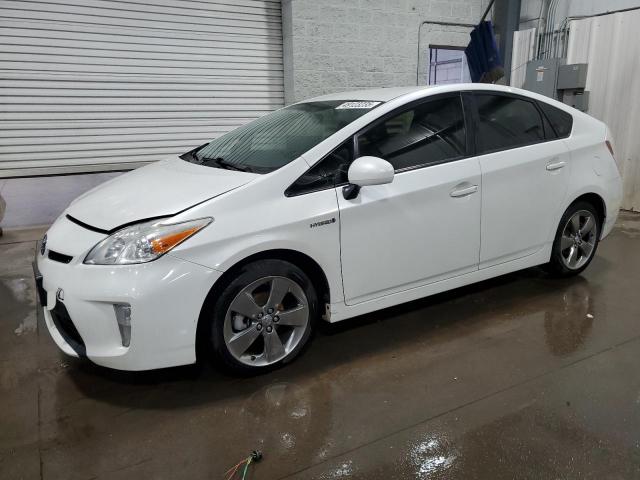  Salvage Toyota Prius