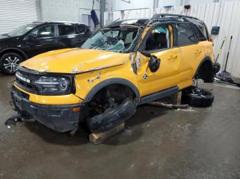  Salvage Ford Bronco
