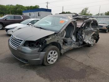  Salvage Chrysler Town & Country
