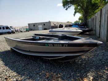  Salvage Lund Boat