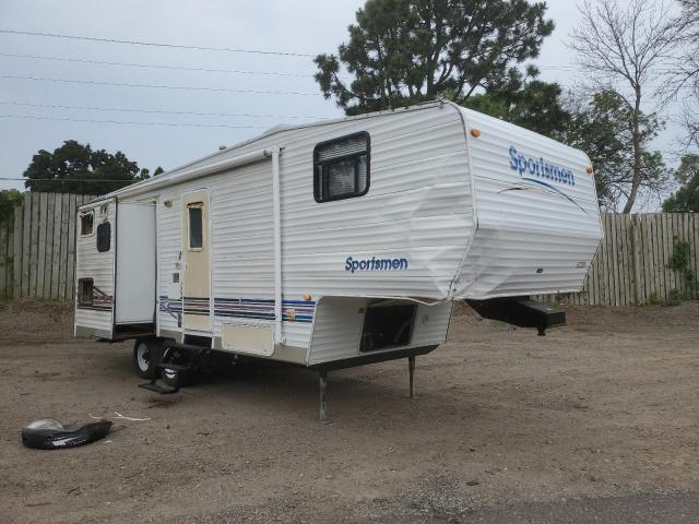  Salvage Kz 5th Wheel