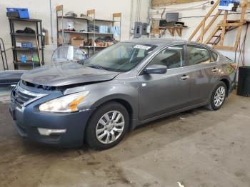  Salvage Nissan Altima