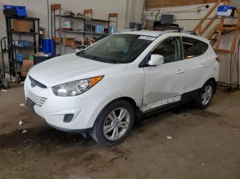  Salvage Hyundai TUCSON
