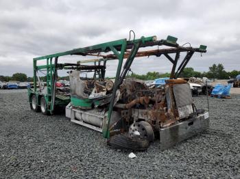  Salvage Freightliner Fld120