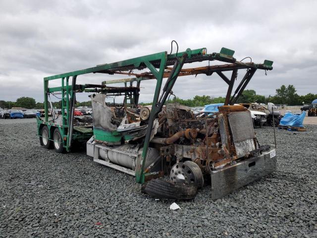  Salvage Freightliner Fld120