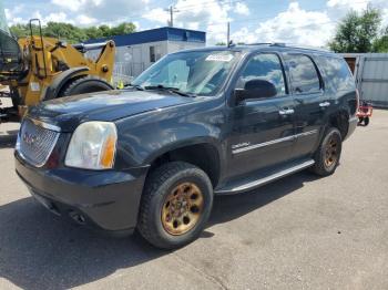  Salvage GMC Yukon