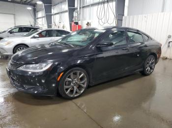  Salvage Chrysler 200