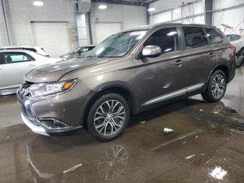  Salvage Mitsubishi Outlander