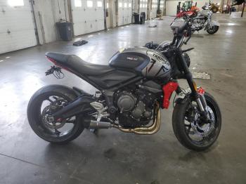  Salvage Triumph Motorcycle Trident 66