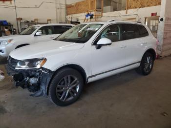  Salvage Volkswagen Touareg