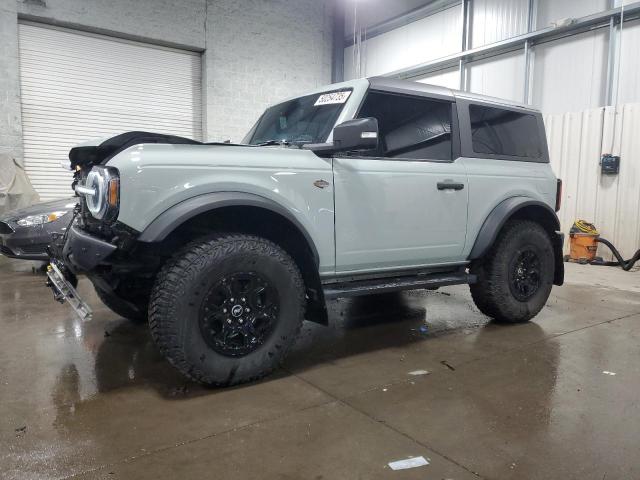  Salvage Ford Bronco