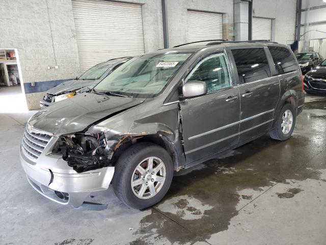  Salvage Chrysler Minivan