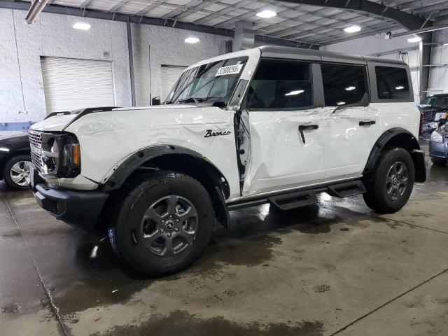  Salvage Ford Bronco
