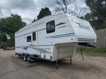  Salvage Fleetwood Terry 275cks