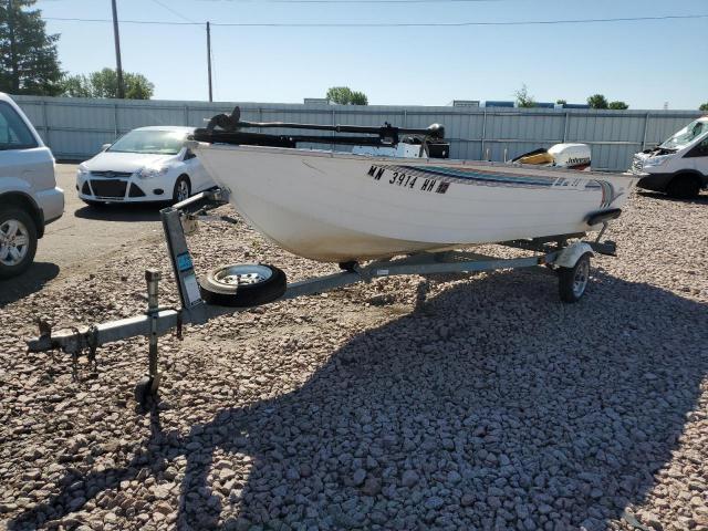  Salvage Lowe Marine Trl