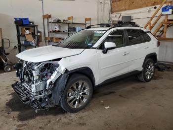 Salvage Toyota RAV4