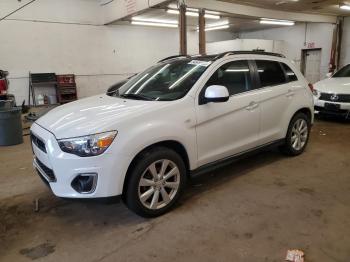  Salvage Mitsubishi Outlander