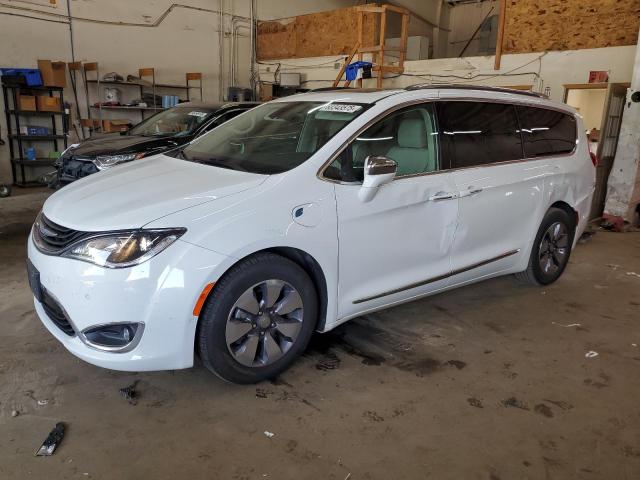  Salvage Chrysler Pacifica