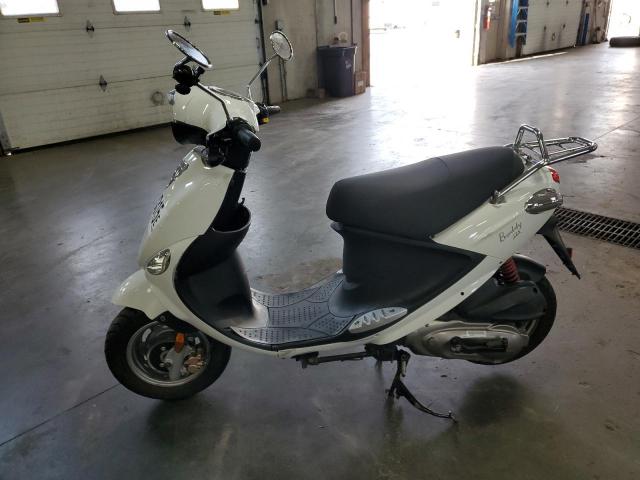  Salvage Genuine Scooter Co. Scooter