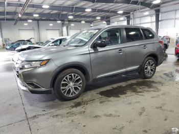  Salvage Mitsubishi Outlander
