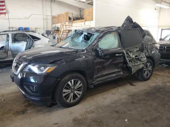  Salvage Nissan Pathfinder
