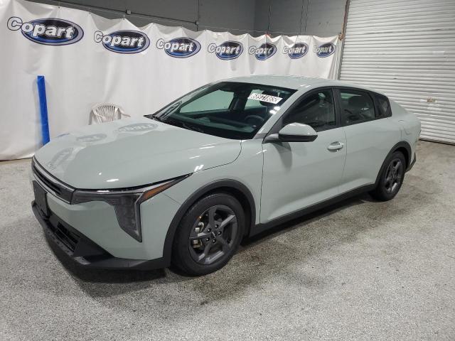  Salvage Kia K4 Lx