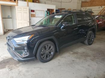  Salvage Toyota RAV4